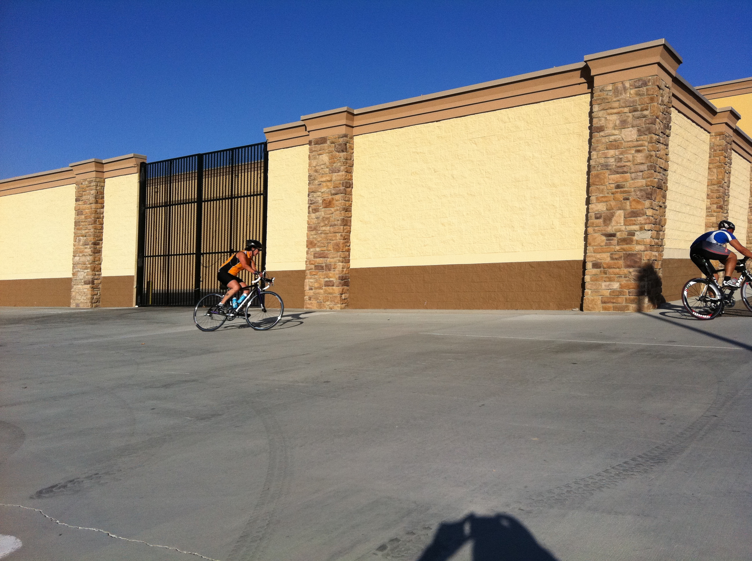 27-crit-practice-01.jpg Crit practice at Lowe's